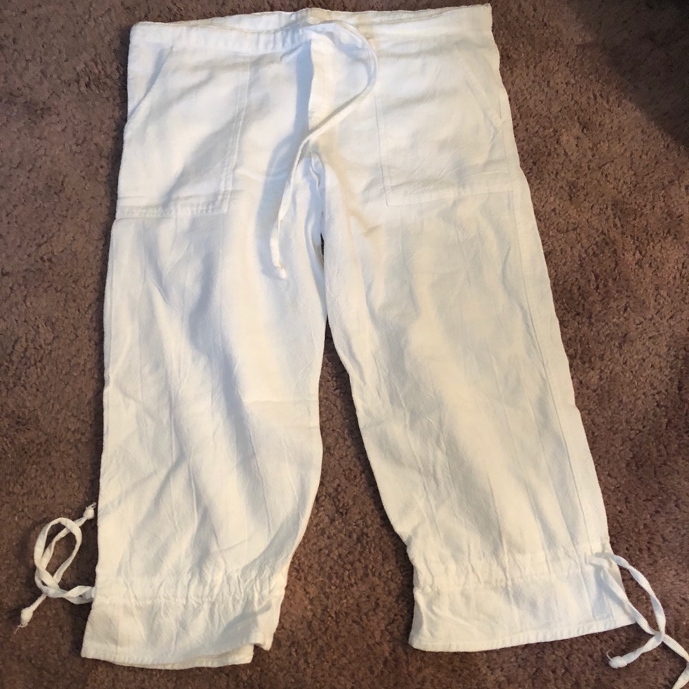 White capris
